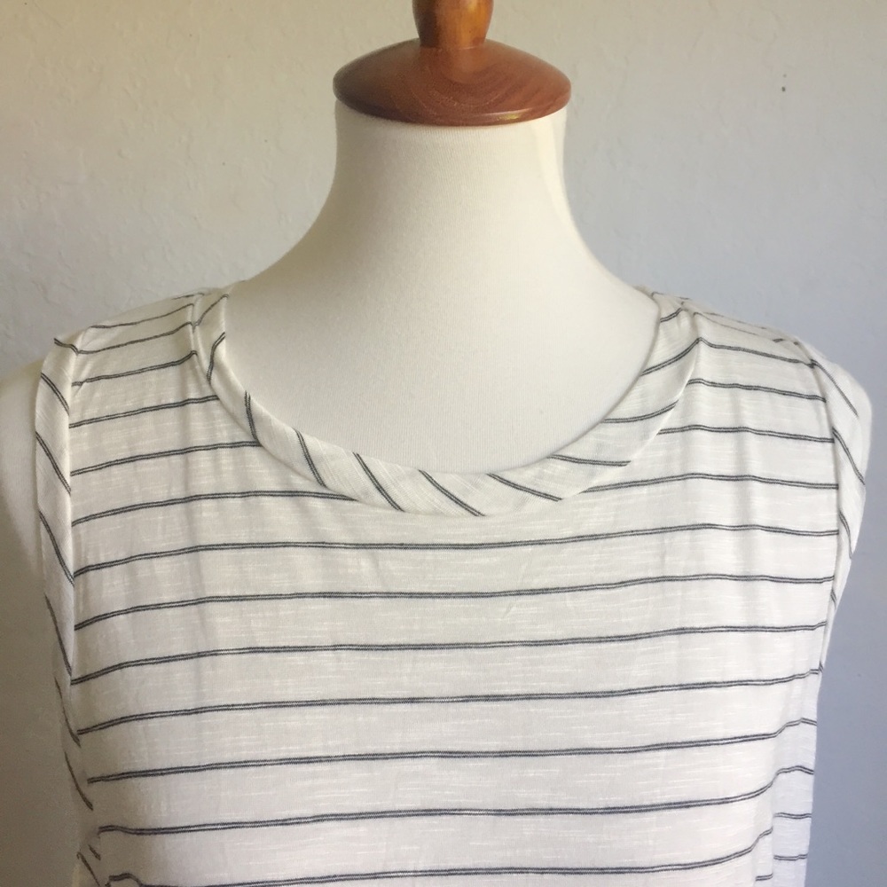 Maison Jules - White Black Stripes Peplum Tank XXL - Picture 2 of 5